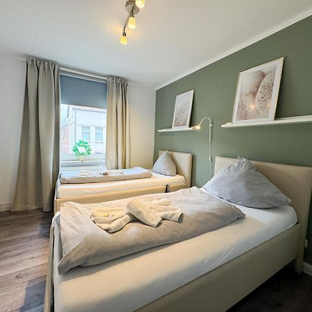 Wohnung Fuer 5 Gaeste Grosse Kueche Messe- Und Citynah Hannover Bagian luar foto