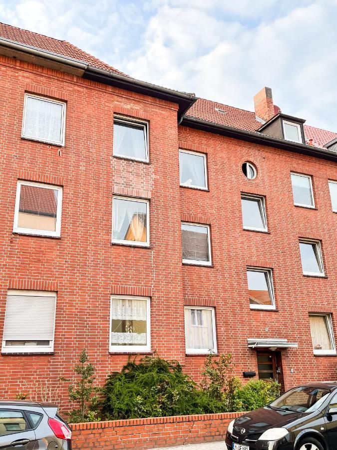 Wohnung Fuer 5 Gaeste Grosse Kueche Messe- Und Citynah Hannover Bagian luar foto