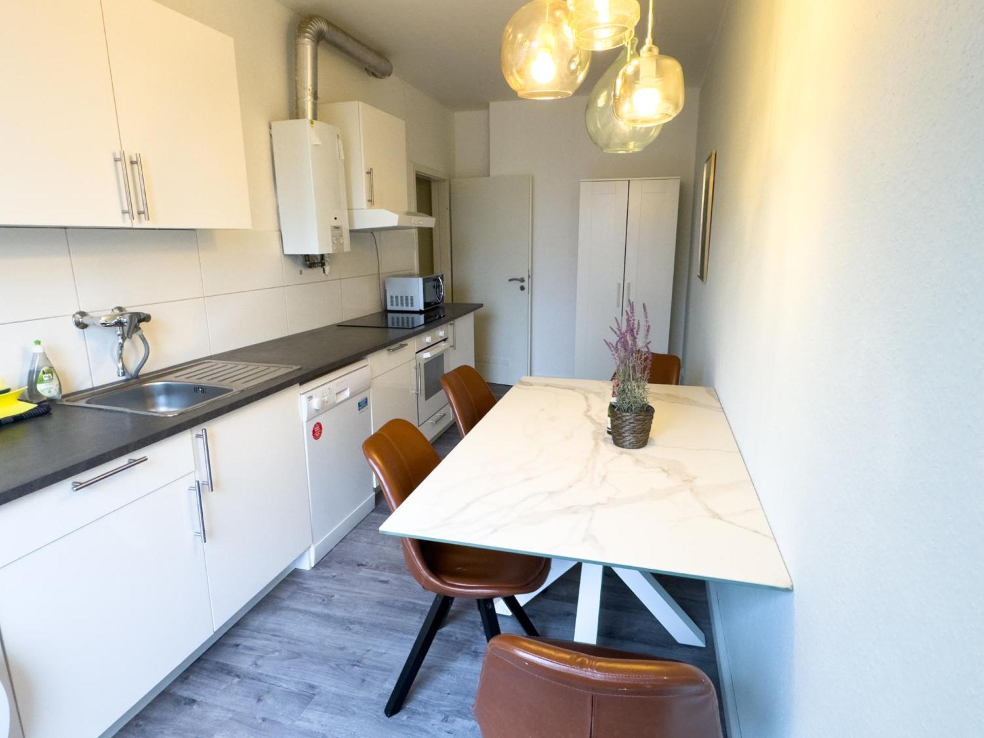 Wohnung Fuer 5 Gaeste Grosse Kueche Messe- Und Citynah Hannover Bagian luar foto